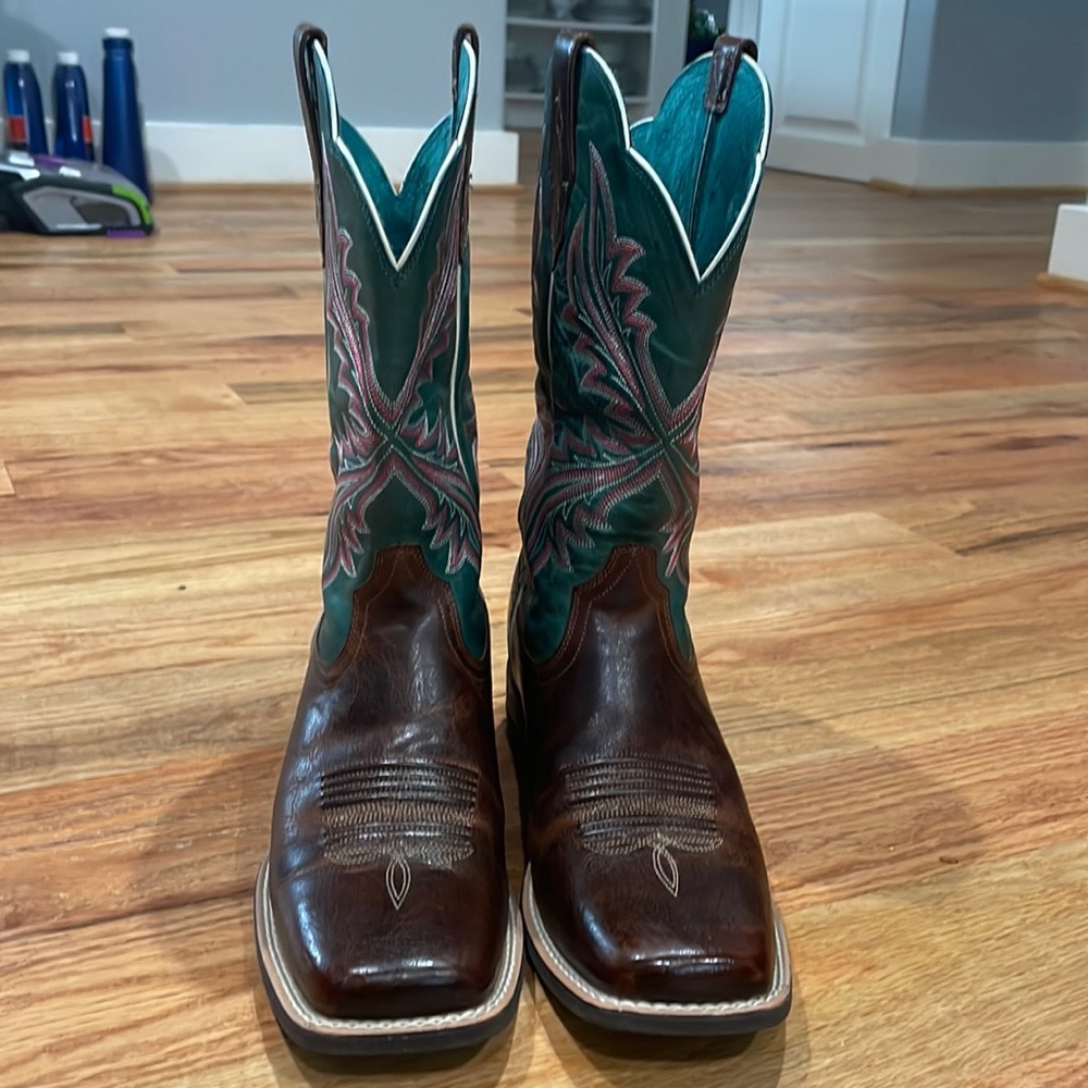 Brown and turquoise Leather ariat boots